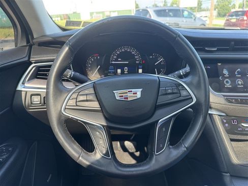 Used 2018 Cadillac XT5 Premium Luxury AWD/4WD image 15