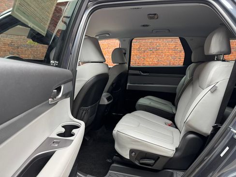 Used 2023 Hyundai Palisade SEL AWD/4WD image 24