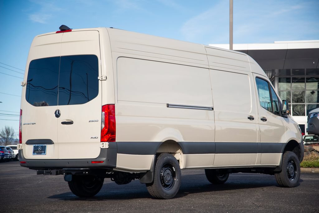 New 2026 Mercedes-Benz Sprinter 2500 image 9