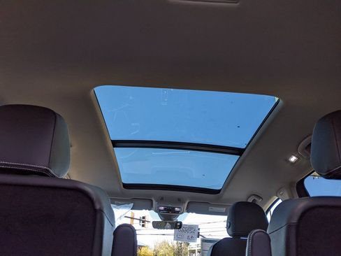 New 2026 Volkswagen Atlas SE image 13