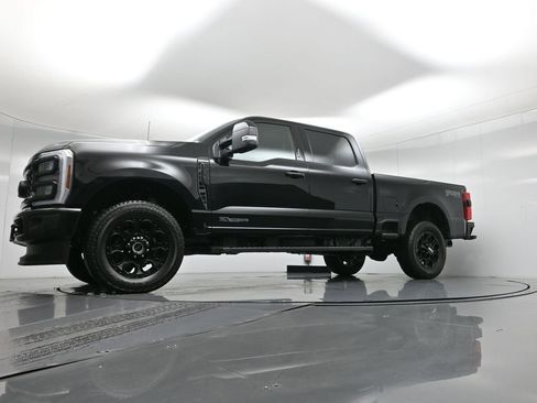 New 2026 Ford F250 Lariat w/ Black Appearance Package image 51