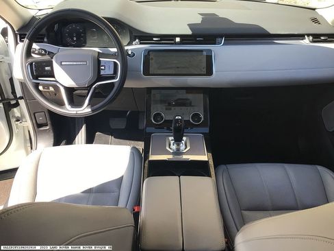 Used 2023 Land Rover Range Rover Evoque SE image 10