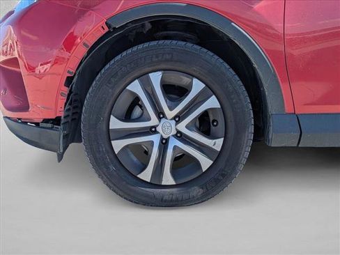 Used 2016 Toyota RAV4 LE image 22