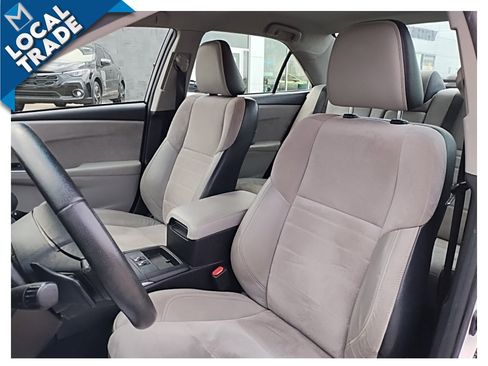 Used 2015 Toyota Camry XSE image 21