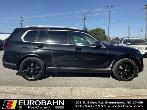 Used 2023 BMW X7 xDrive40i w/ Premium Package AWD/4WD image 22