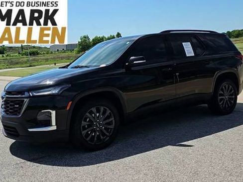 Used 2023 Chevrolet Traverse RS AWD/4WD image 4