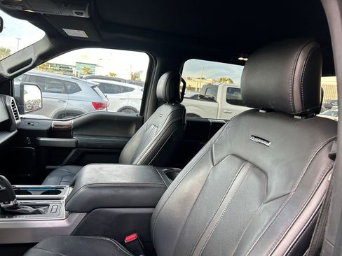 Used 2016 Ford F150 Platinum w/ Equipment Group 701A Luxury image 9