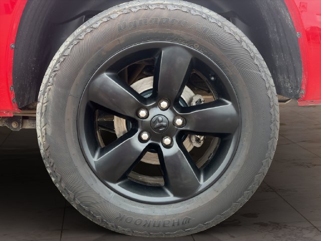 Used 2022 RAM 1500 Express w/ Wheel & Sound Group AWD/4WD image 32