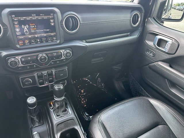Used 2021 Jeep Wrangler Unlimited Sahara AWD/4WD image 15