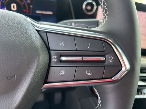 New 2026 Chevrolet Traverse LT w/ Sun and Wheel Package FWD image 20