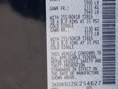 Used 2025 Nissan Pathfinder SL AWD/4WD image 41