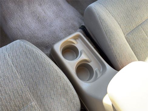 Used 1998 Nissan Frontier XE RWD image 26