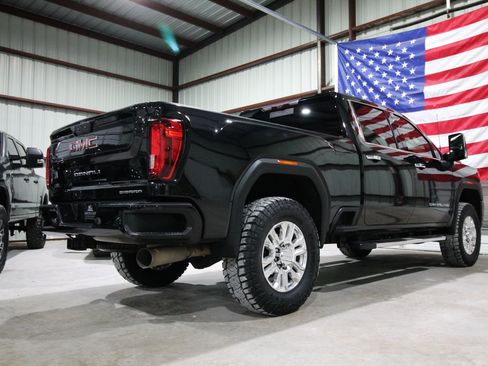 Used 2022 GMC Sierra 2500 Denali w/ Denali Ultimate Package AWD/4WD image 11