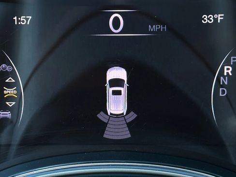 Used 2017 Jeep Grand Cherokee Limited image 35