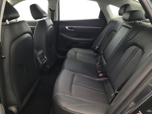 Used 2022 Hyundai Sonata Limited FWD image 18