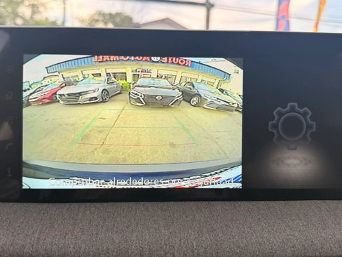 Used 2025 Nissan Kicks SV AWD/4WD image 23