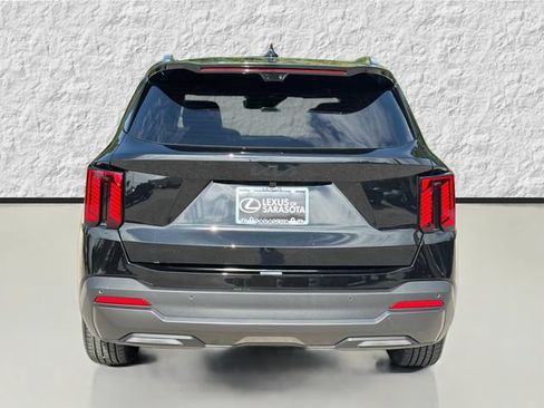 Used 2026 Kia Sorento SX Prestige AWD/4WD image 4