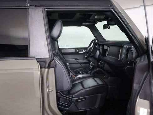 Used 2025 Ford Bronco Badlands AWD/4WD image 29