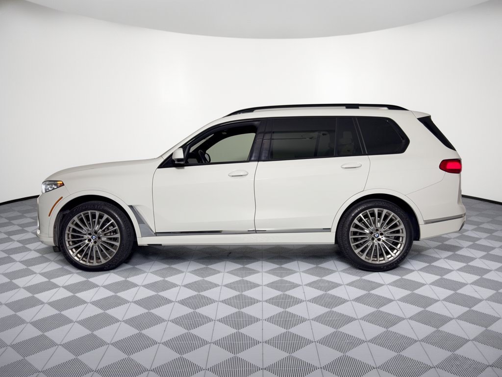 Used 2022 BMW X7 xDrive40i AWD/4WD image 2