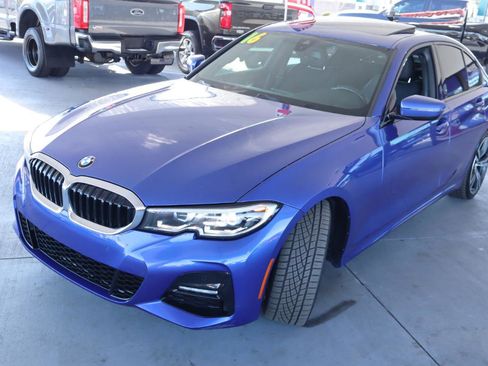 Used 2019 BMW 330i xDrive Sedan w/ M Sport Package AWD/4WD image 9