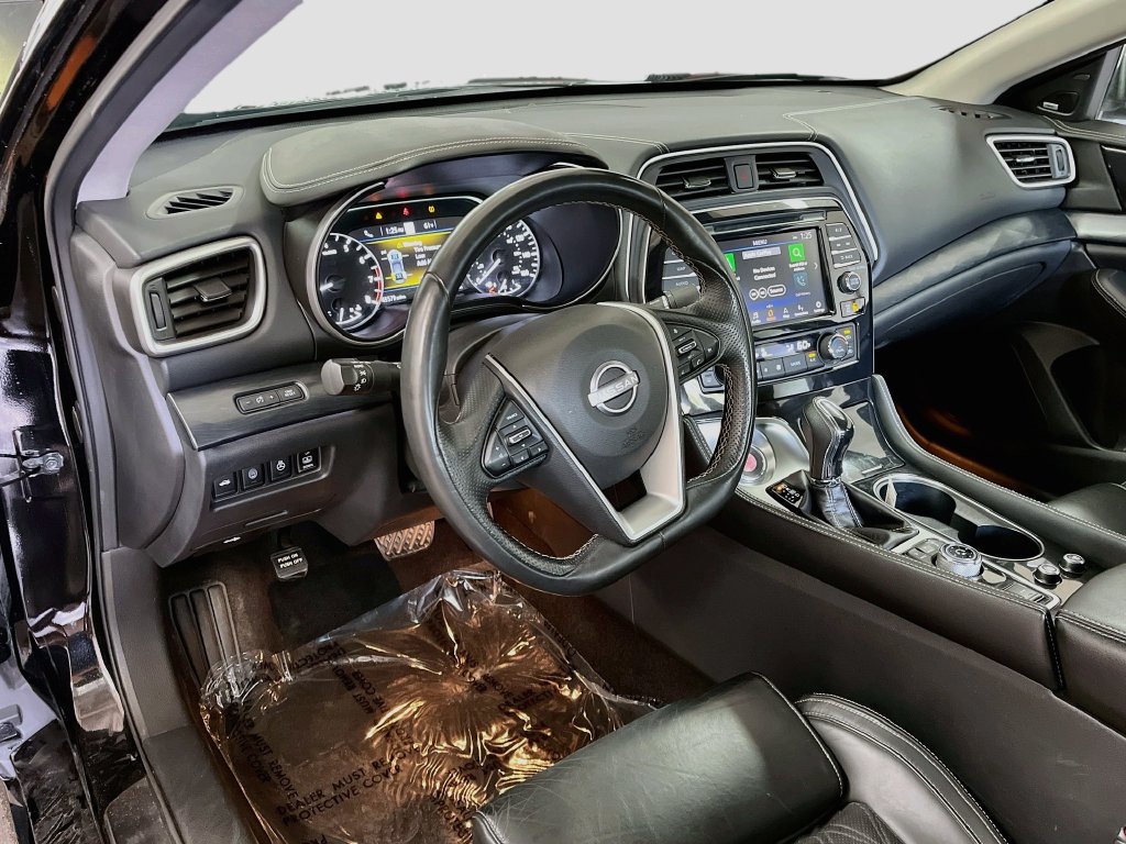 Used 2023 Nissan Maxima Platinum w/ Sport Mat Group FWD image 9