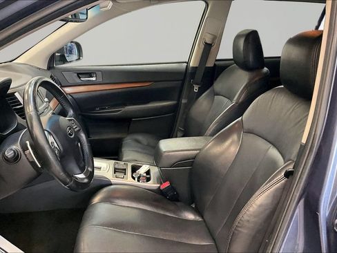Used 2014 Subaru Outback 2.5i Limited AWD/4WD image 23