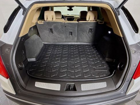 Used 2019 Cadillac XT5 Platinum image 27