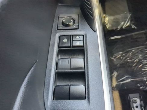 Certified 2022 Toyota RAV4 LE FWD image 21