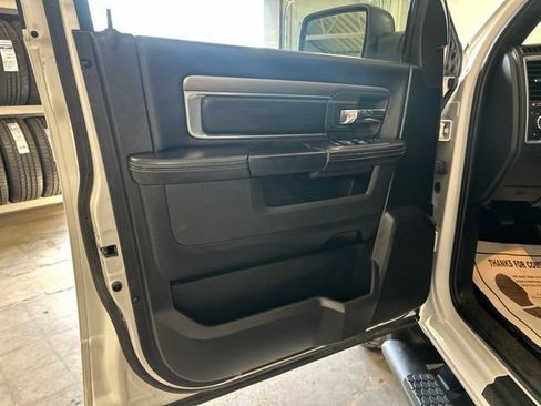 Used 2022 RAM 1500 Warlock AWD/4WD image 11
