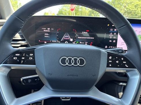 Used 2025 Audi Q5 Premium Plus AWD/4WD image 30