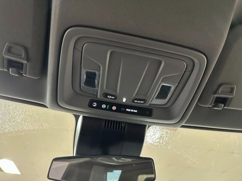 Used 2024 Chevrolet Silverado 1500 RST image 30