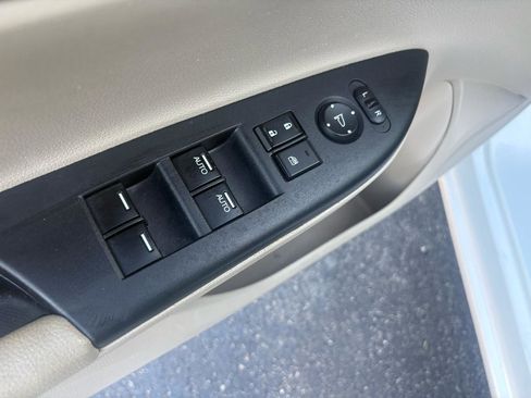 Used 2014 Honda Accord EX-L image 8