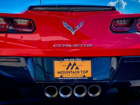 Used 2016 Chevrolet Corvette Stingray Coupe w/ 3LT Preferred Equipment Group RWD image 9