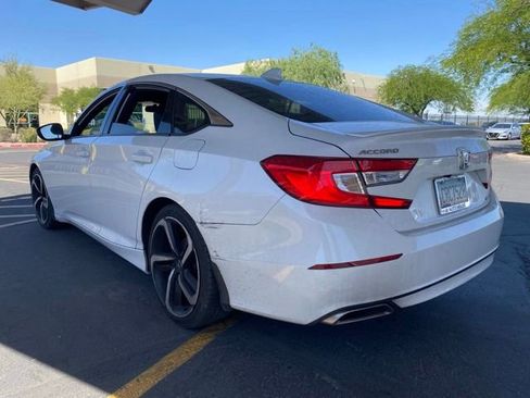 Used 2019 Honda Accord Sport image 2
