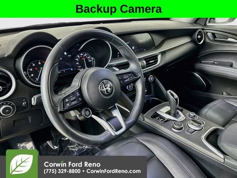 Used 2020 Alfa Romeo Stelvio Ti AWD/4WD image 9