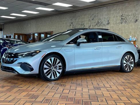 Used 2023 Mercedes-Benz EQE 500 4MATIC Sedan w/ Exclusive Trim Package image 5