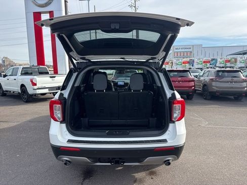 Used 2022 Ford Explorer Limited w/ Equipment Group 301A image 21