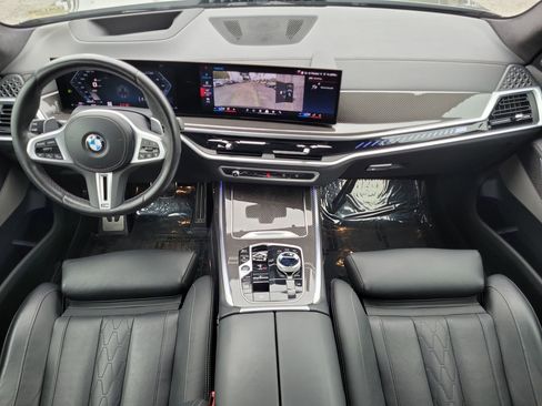 Used 2024 BMW X7 M60i w/ Executive Package image 16
