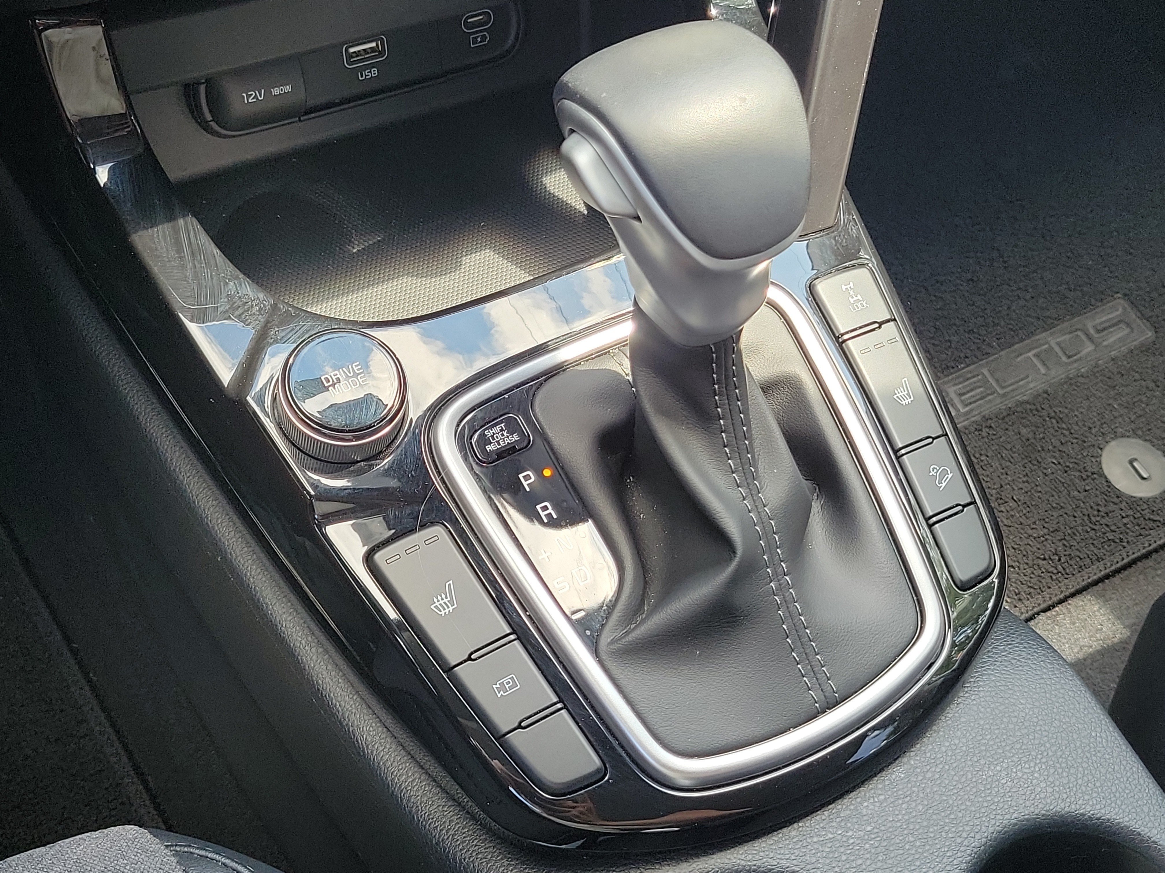 Used 2024 Kia Seltos X-Line AWD/4WD image 31