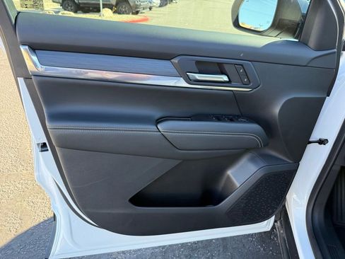 New 2026 GMC Terrain Elevation image 19