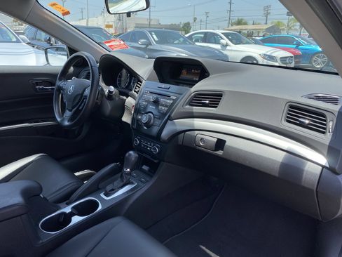 Used 2018 Acura ILX FWD image 27