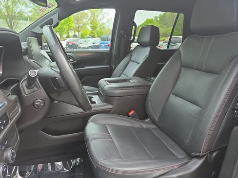 Used 2023 Chevrolet Tahoe RST w/ Luxury Package AWD/4WD image 16