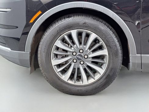 Used 2022 Lincoln Nautilus Reserve AWD/4WD image 11