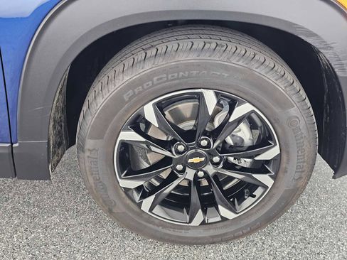 Used 2023 Chevrolet TrailBlazer LT w/ Convenience Package FWD image 9