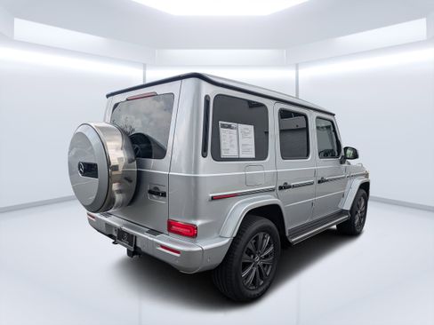 Certified 2025 Mercedes-Benz G 550 image 3