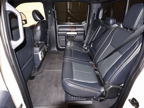 Certified 2022 Ford F250 Lariat w/ Lariat Ultimate Package image 17