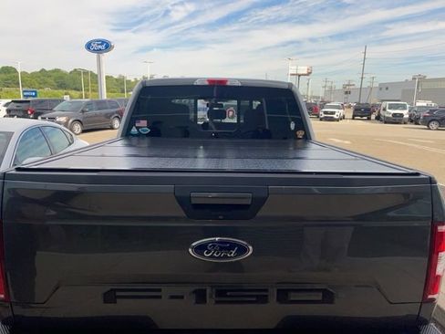 Used 2018 Ford F150 XLT w/ Equipment Group 302A Luxury AWD/4WD image 7
