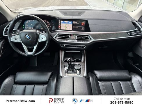 Used 2022 BMW X7 xDrive40i w/ Premium Package image 14