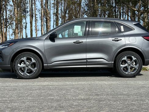 New 2024 Ford Escape ST-Line AWD/4WD image 2