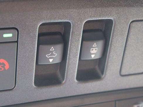 New 2026 Nissan Pathfinder Platinum AWD/4WD image 22